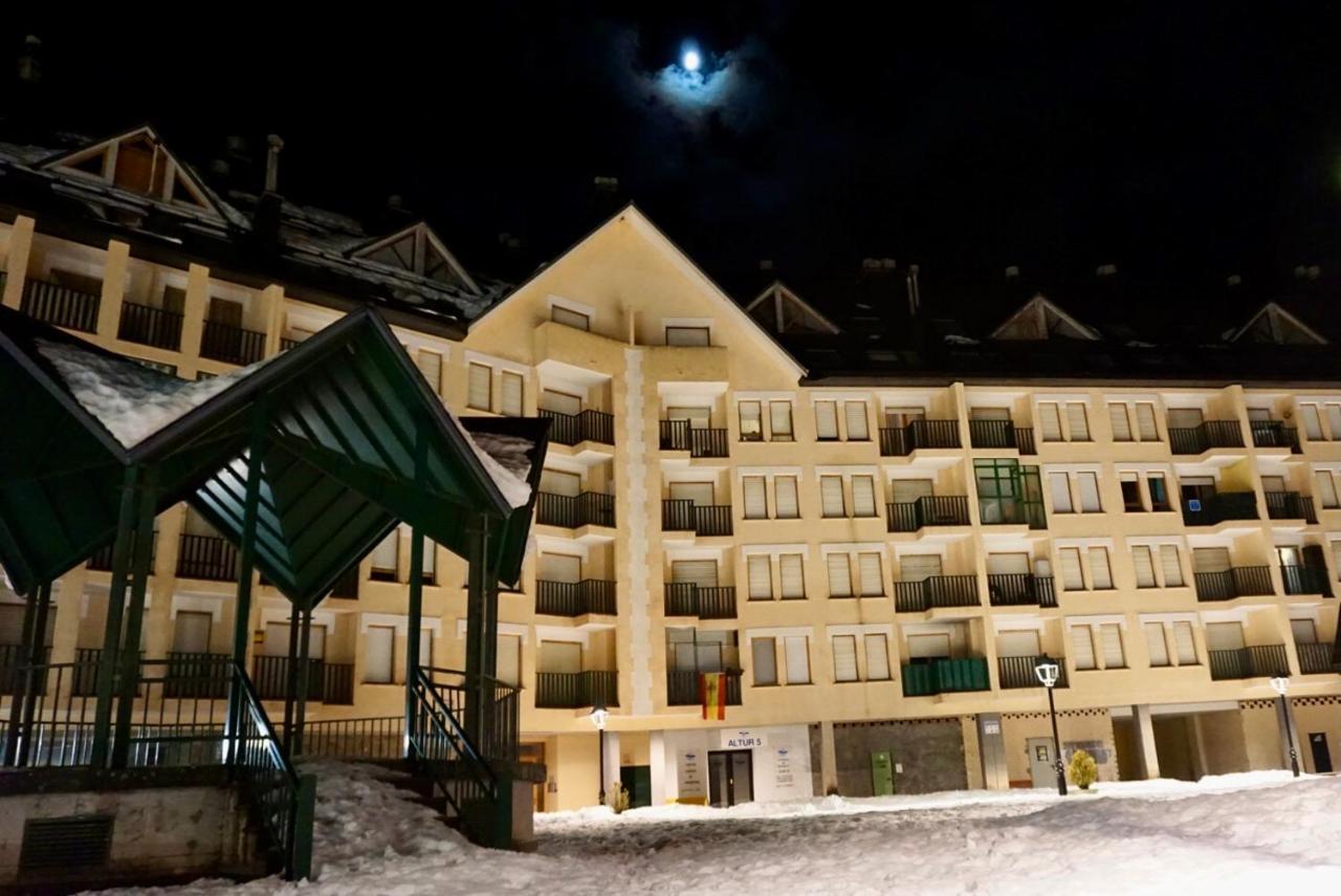 El Refugio De La Ardilla, Apartamento Canfranc-Estacion エクステリア 写真